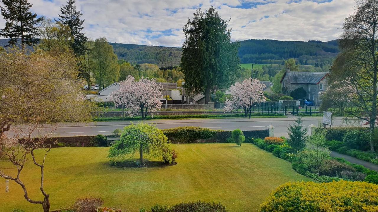 Willows Bed & Breakfast Питлохри Экстерьер фото