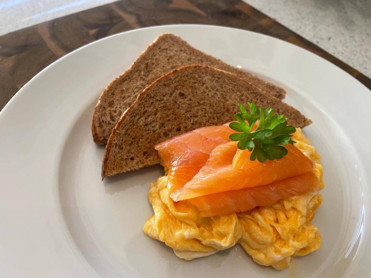 Willows Bed & Breakfast Питлохри Экстерьер фото