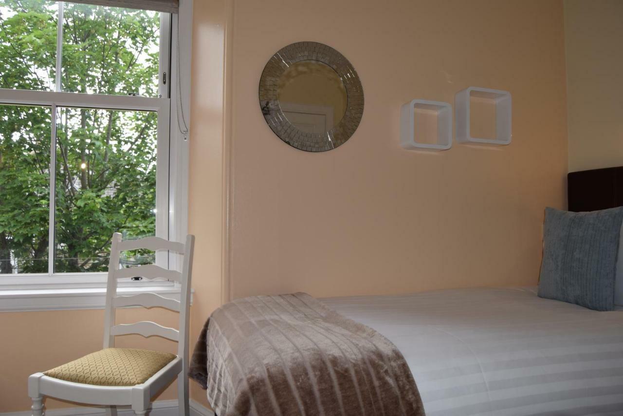 Willows Bed & Breakfast Питлохри Экстерьер фото